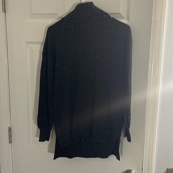 NWT, Loft women's long turtleneck tunic sweater, Size M - Picture 5 of 8